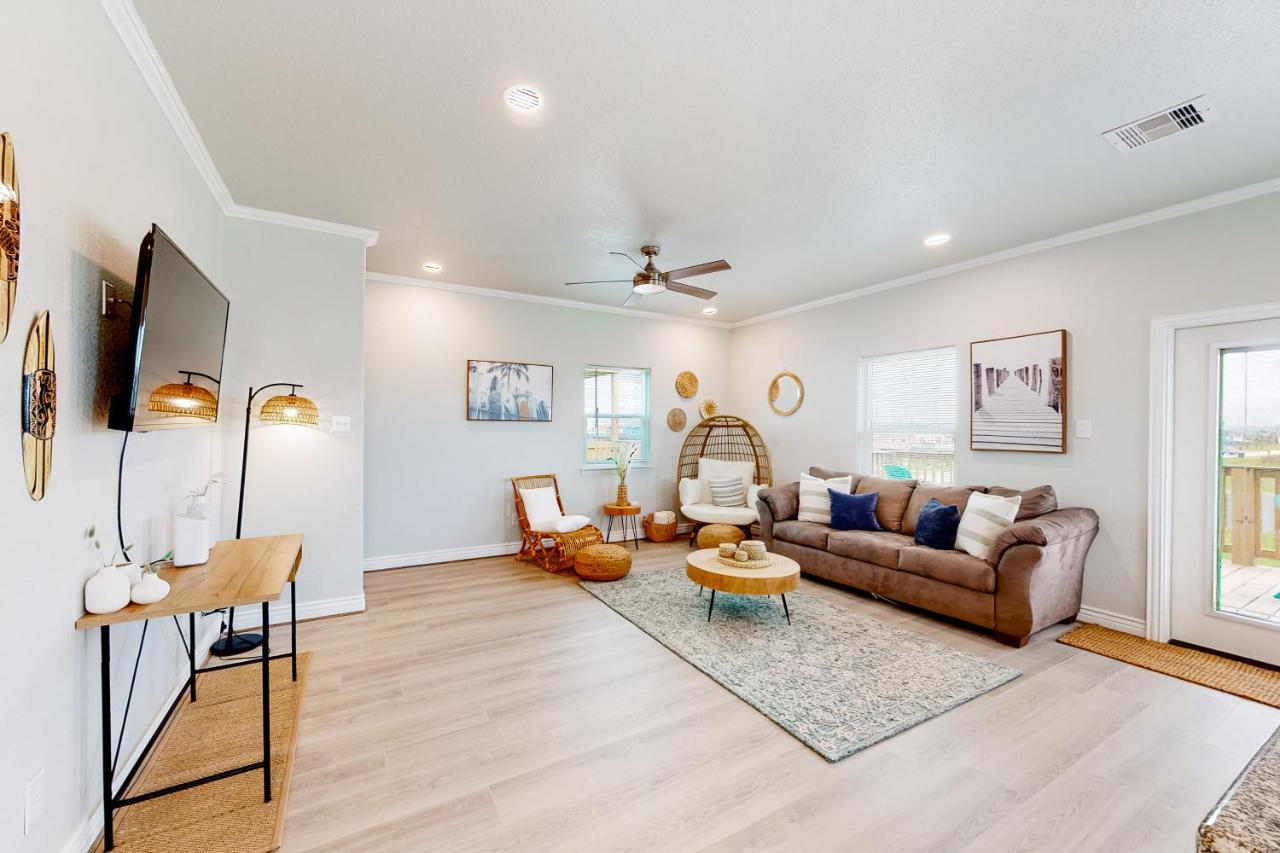 Caisson Modern Beach Cottage Surfside Beach Exterior photo